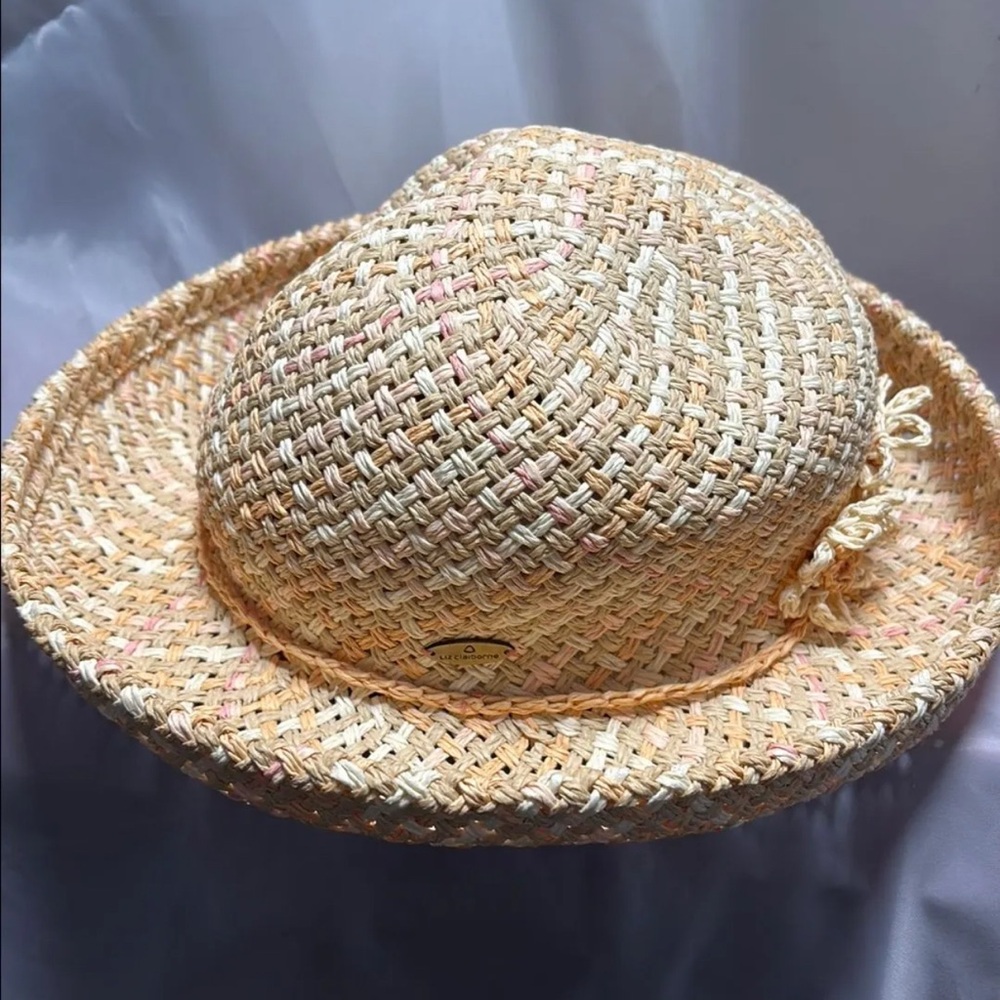 1 Available ∙ OS ∙ Pre-owned - Excellent Liz Claiborne hat rn70272/ca16396